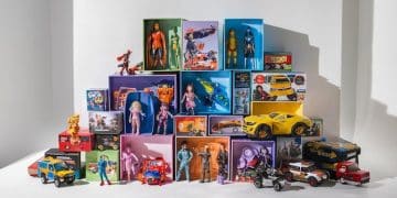 Vintage Anime Merchandise: Identifying & Valuing Retro Treasures - Cover Image